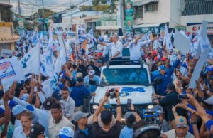 PRM pasa aplanadora en las municipales