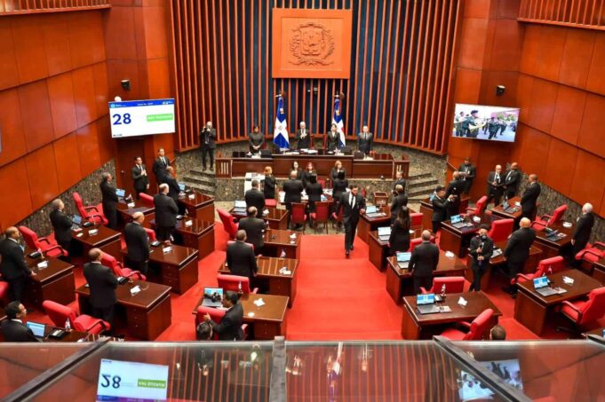 Nueva vez, Senado aprueba en primera lectura el proyecto de ley del Código Penal