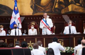 Juramentación del presidente Abinader y Raquel Peña será en el Teatro Nacional