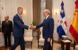 Presidente Abinader y rey de España se reunieron esta tarde por espacio de una hora en el Palacio Nacional