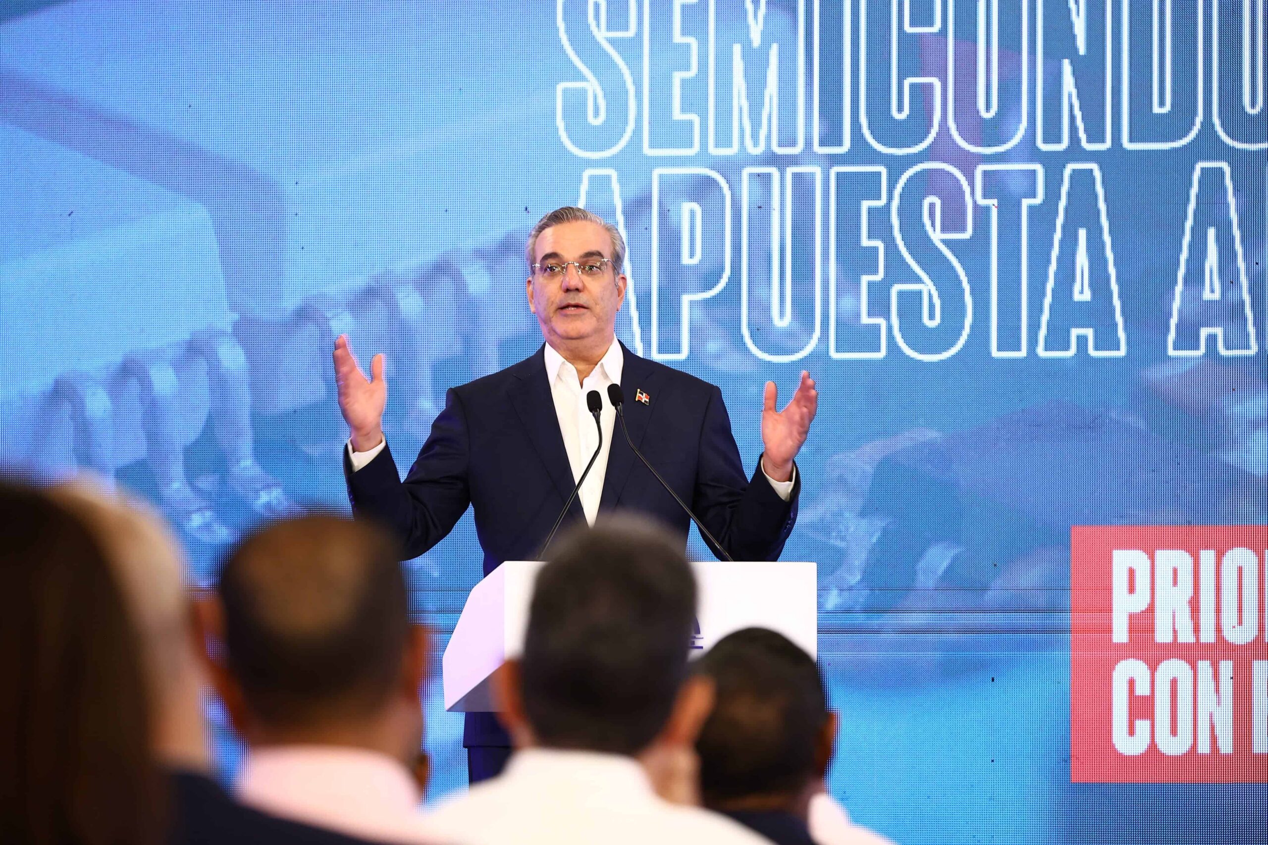 Abinader dice que Leonel Fernández apoya el régimen de Maduro en Venezuela