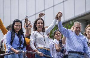 María Corina Machado asegura que Edmundo González Urrutia tomará posesión como presidente en 2025