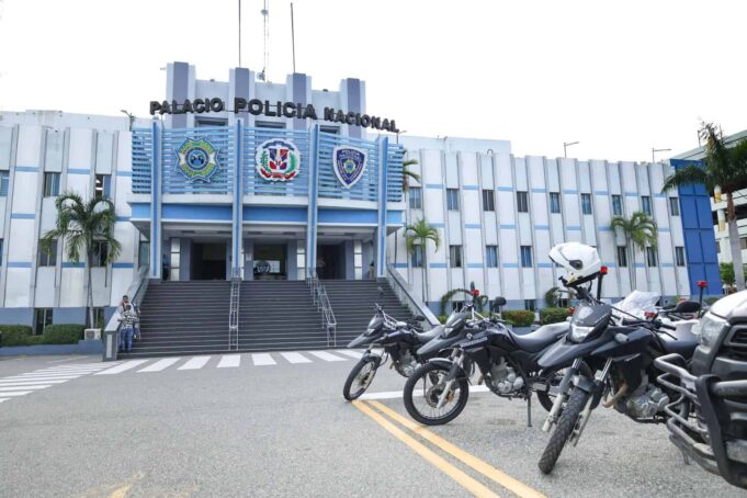 Policía apresa taxista acusado de violar y robar a una pasajera en SDE