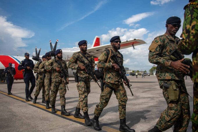 Primeros efectivos de Jamaica y Belice llegan a Haití para unirse a misión multinacional