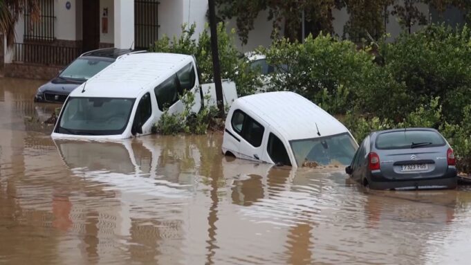 Severas inundaciones en Valencia, España, dejan un número indeterminado de muertos