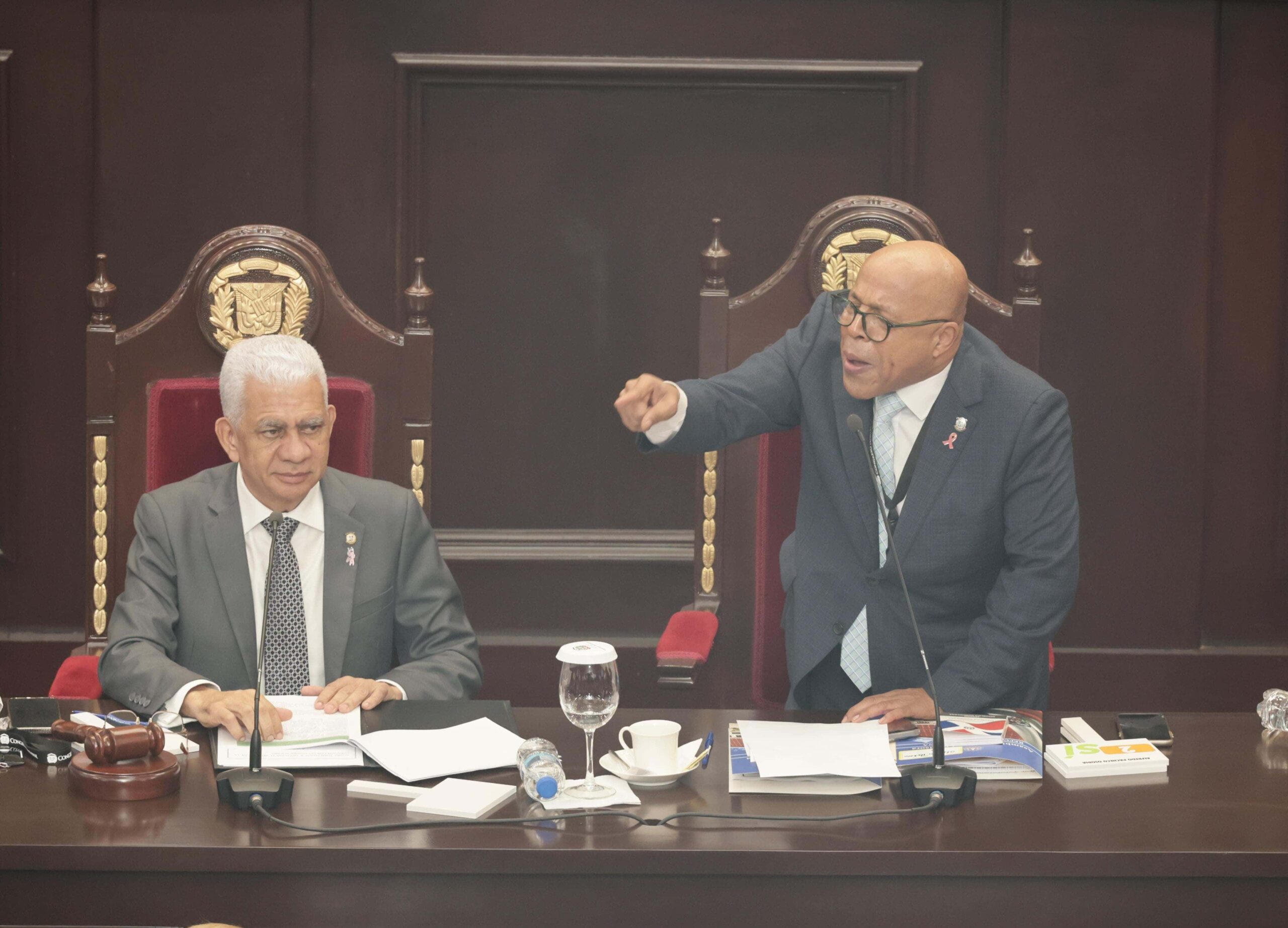 La Asamblea Nacional aprueba la modificación a la Constitución