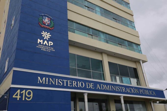 Empleados públicos deberán reportar pago de electricidad y agua a la entidad en la que trabajan