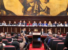 Ciudadanos le entran a los legisladores y a la reforma fiscal en las vistas públicas