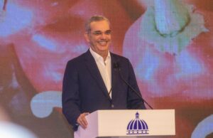 Abinader garantiza abastecimiento de alimentos navideños para festividades 2024