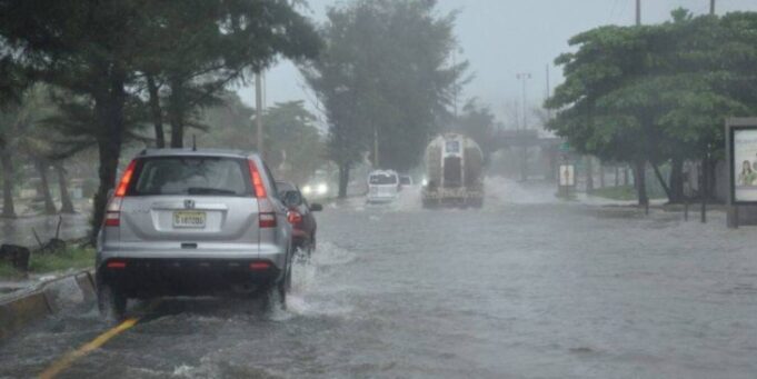 Las provincias del este del país en alerta amarilla; COE reporta inundaciones y acueductos afectados