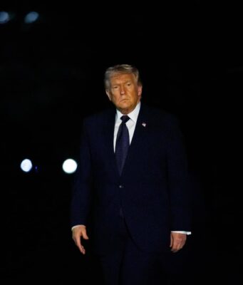 Trump aplaza al 6 de abril su amenaza de destruir la infraestructura eléctrica de Irán