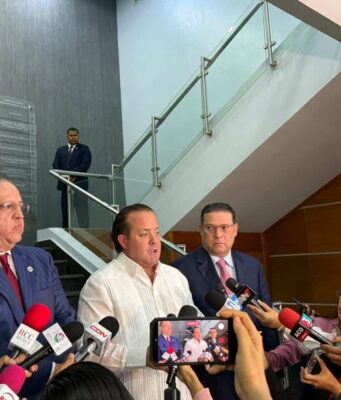 Gobierno justifica alza de combustibles y destaca subsidios por RD$1,800 millones