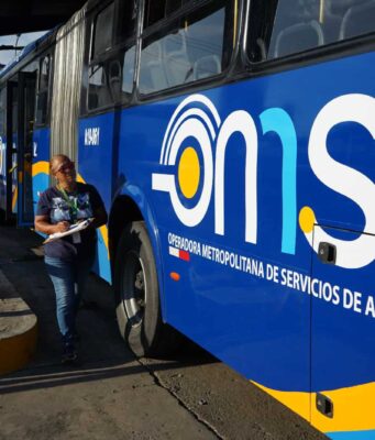 Adultos mayores de 65 años viajarán gratis en el corredor 27 de Febrero de la OMSA